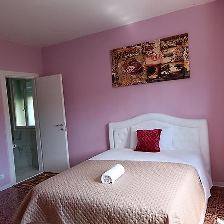 Locazione Turistica 2 Bed & Breakfast Tessera Exterior foto