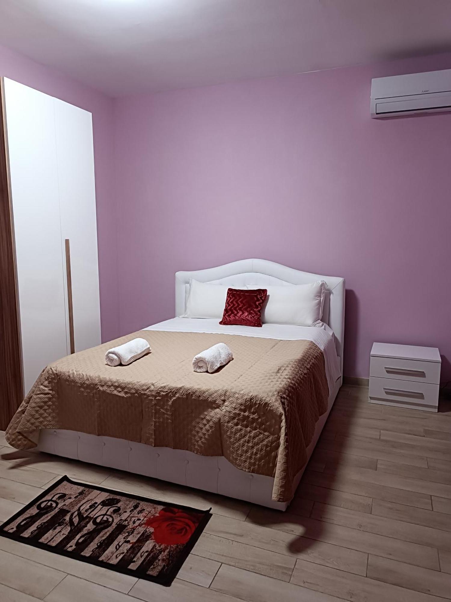 Locazione Turistica 2 Bed & Breakfast Tessera Exterior foto