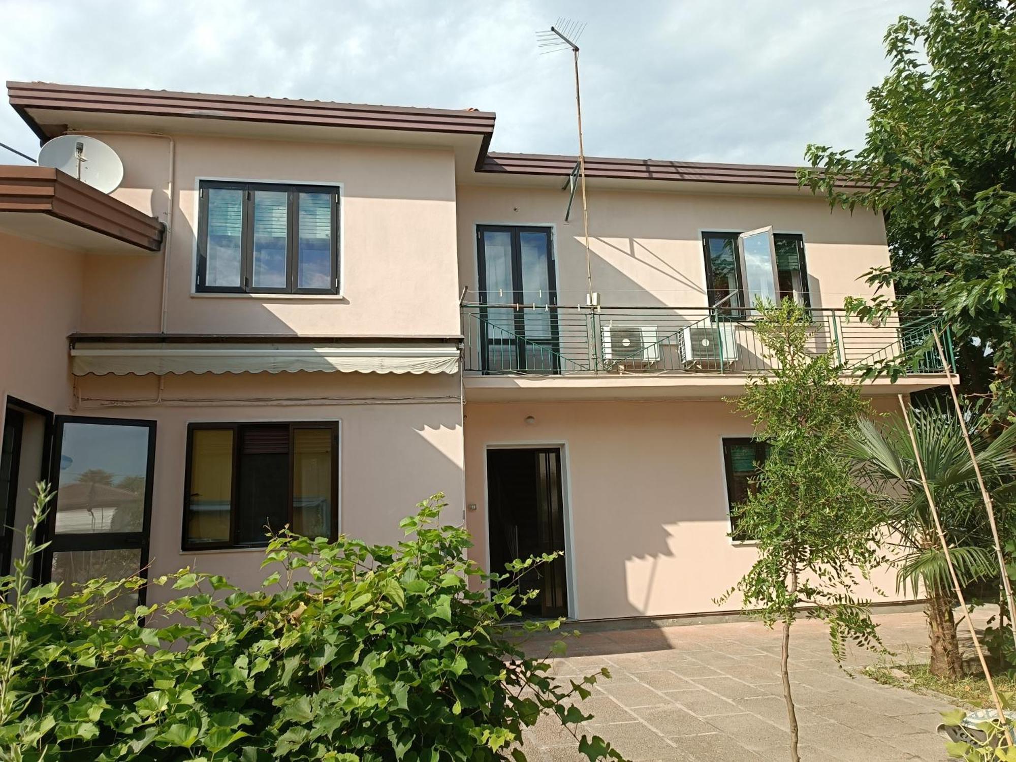 Locazione Turistica 2 Bed & Breakfast Tessera Exterior foto